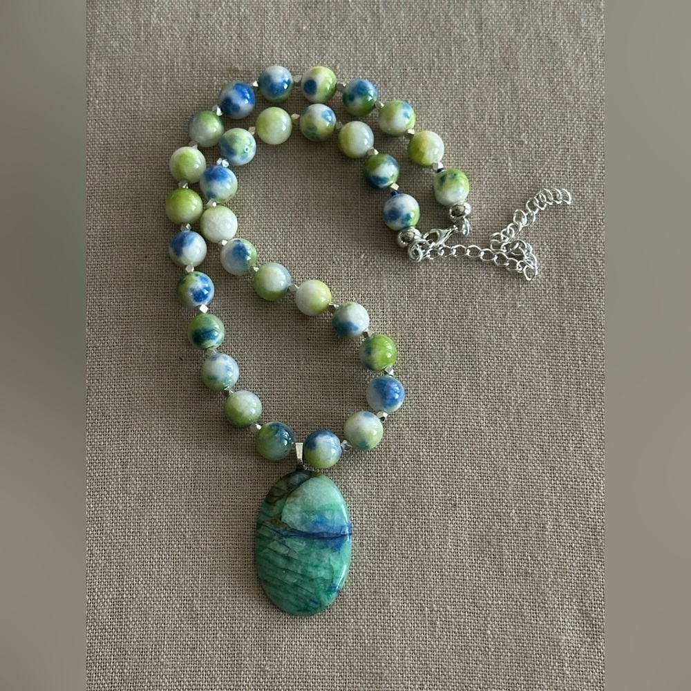 18-1/2 inch Persian Chalcedony bead necklace NWOT - Picture 5 of 10